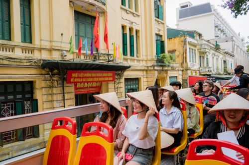 Vé 1 vòng – Tour Ngắm Cảnh Ban Ngày Hà Nội
